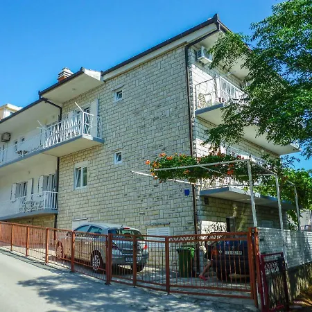 Apartment 2 Put Kapelice *